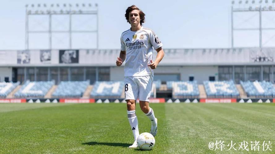 皇马又敲定一笔转会！卡雷拉斯的追梦之旅：走出皇马，终归伯纳乌